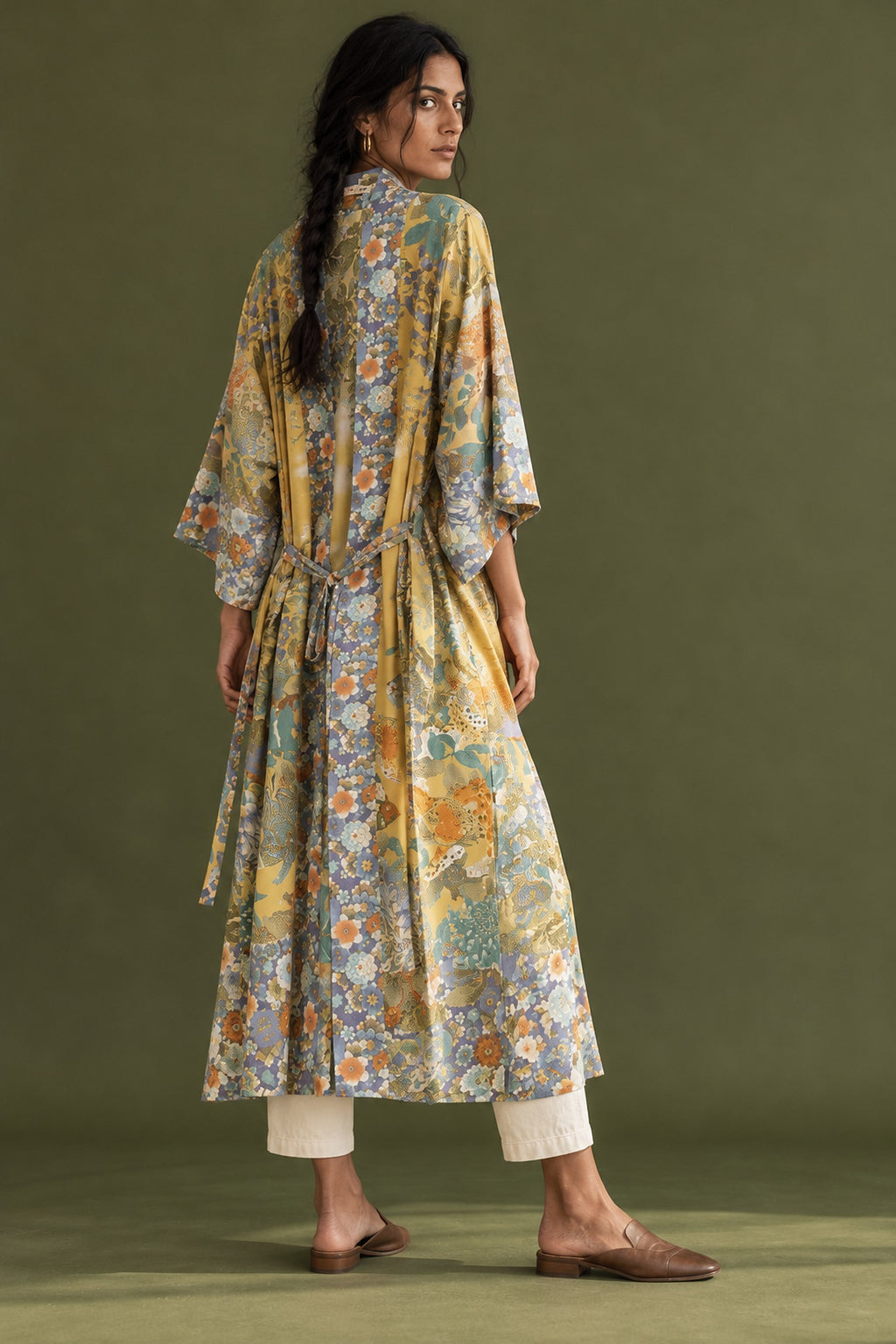 Espalda del kimono largo Kiiro