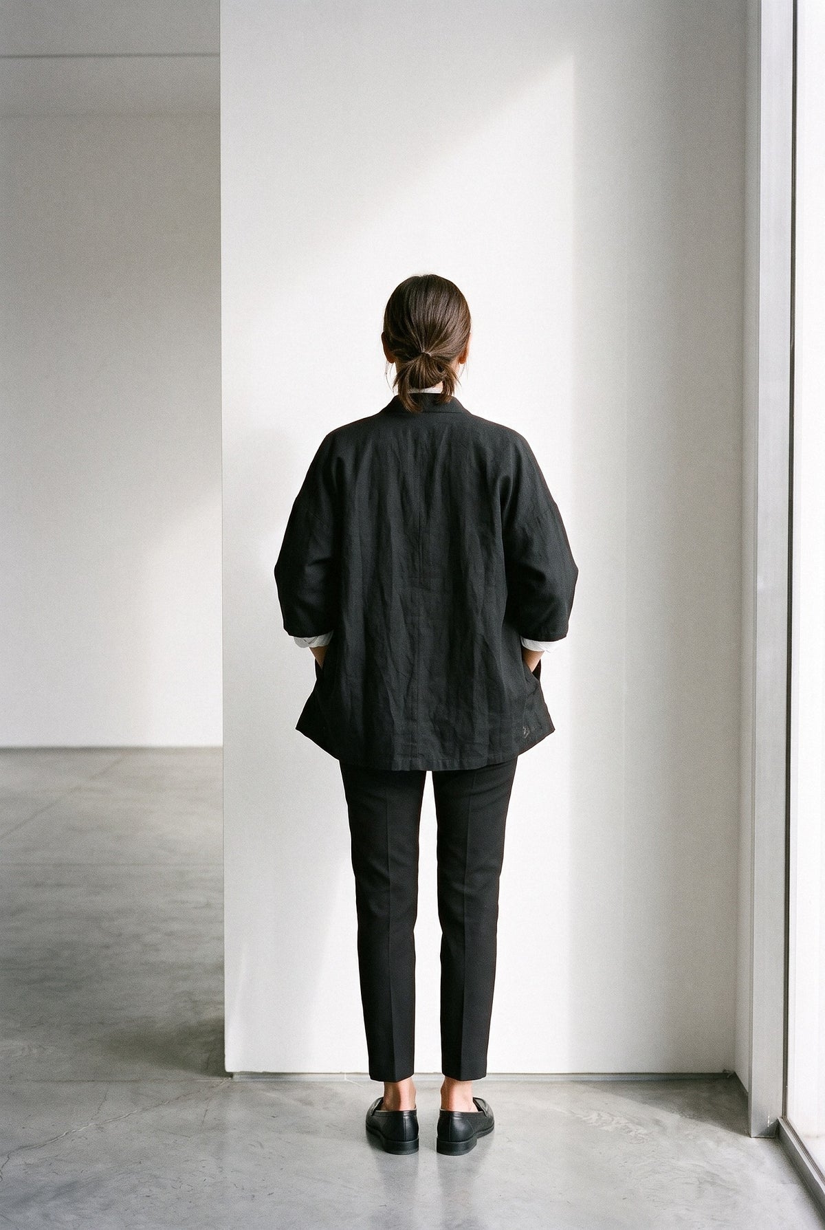 Espalda lisa del haori Tsuru negro